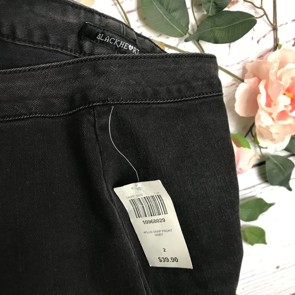 Blackheart Size 2 Plus Size Black Jean Skirt - Picture 4 of 5